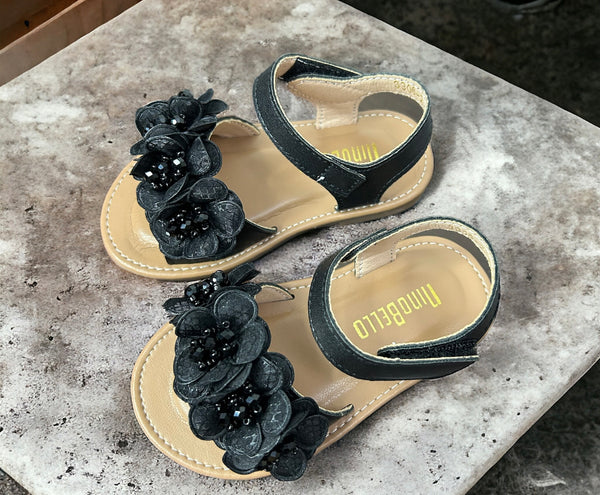 BLACK FLOWER APPLIQUE SANDALS