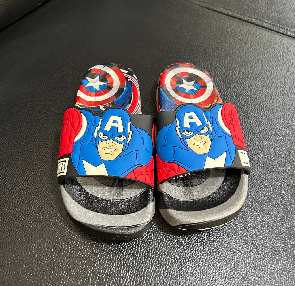 Captain America Sliders Black